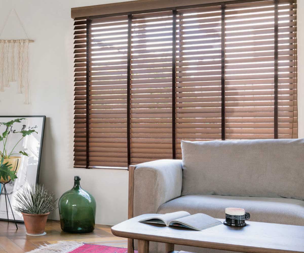 wooden-blinds-home